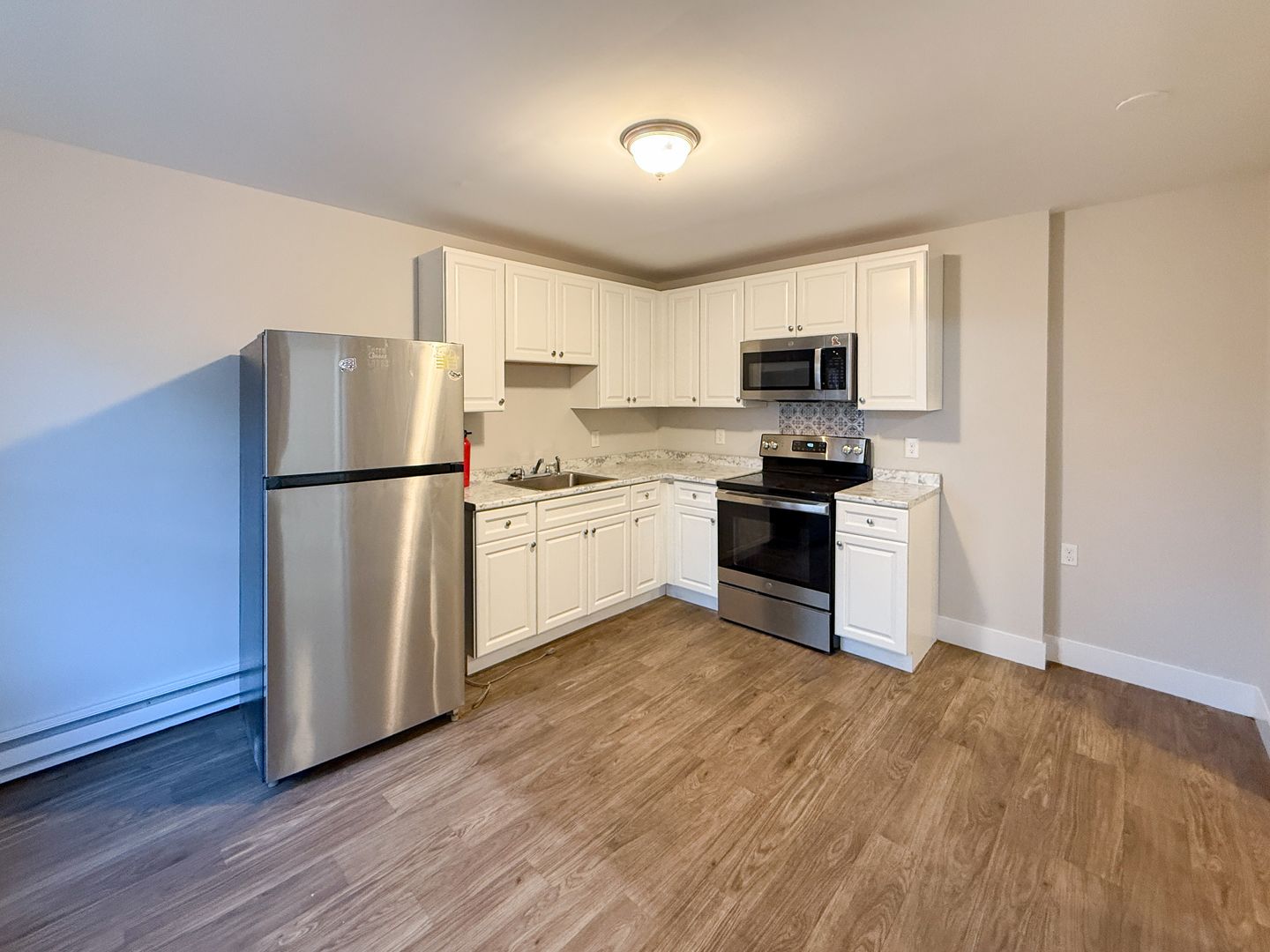 Bridgeport Apartment: 315 Nichols St