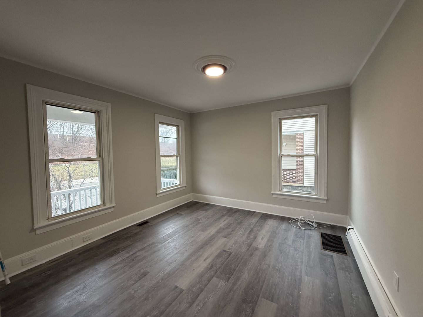 Bridgeport Apartment: 315 Nichols Street,