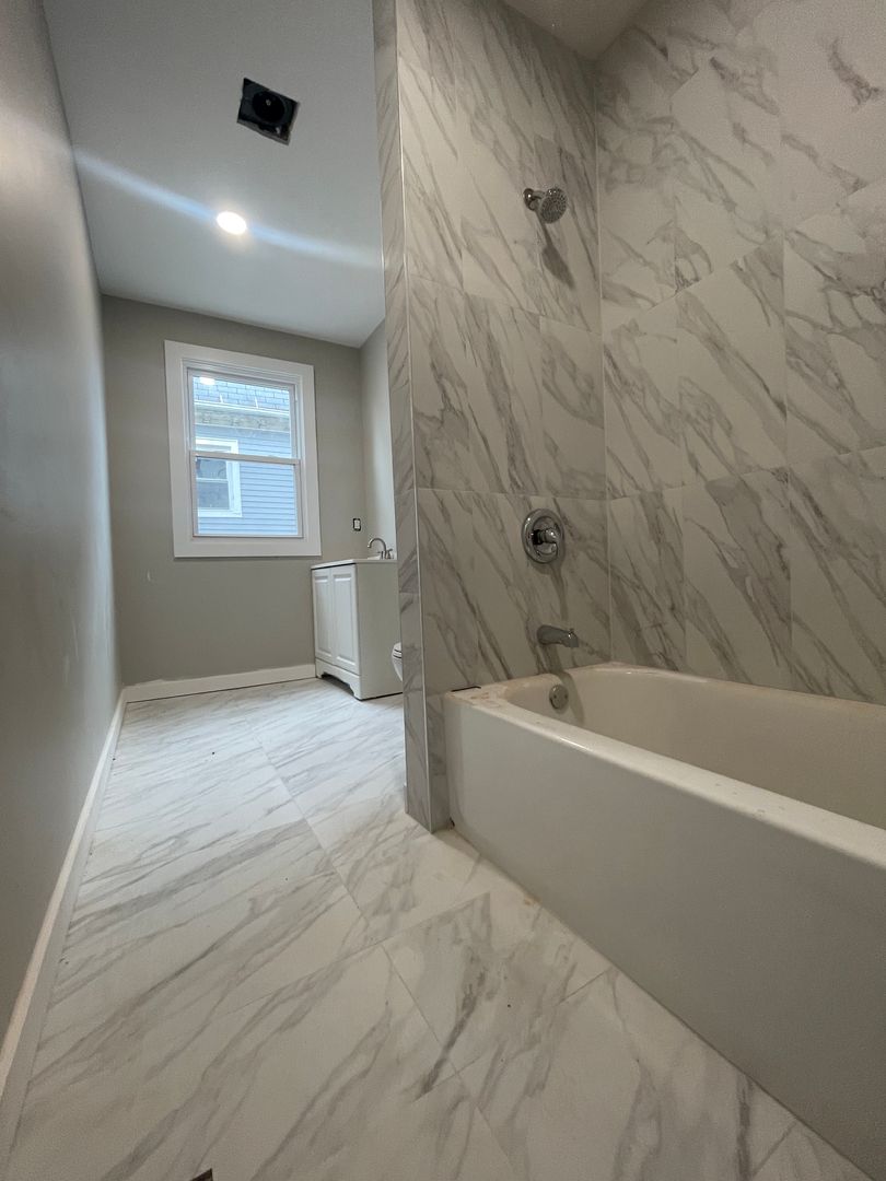 New Britain Apartment: 45 Buell St