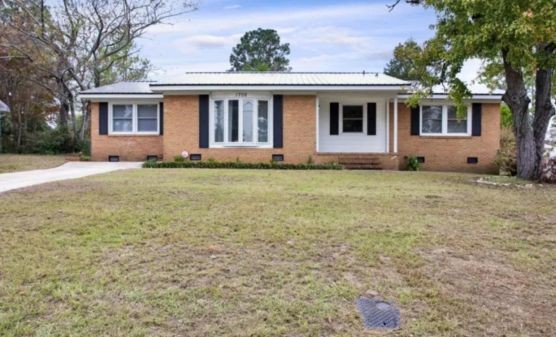 Fayetteville House: 1708 St. Augustine Ave.