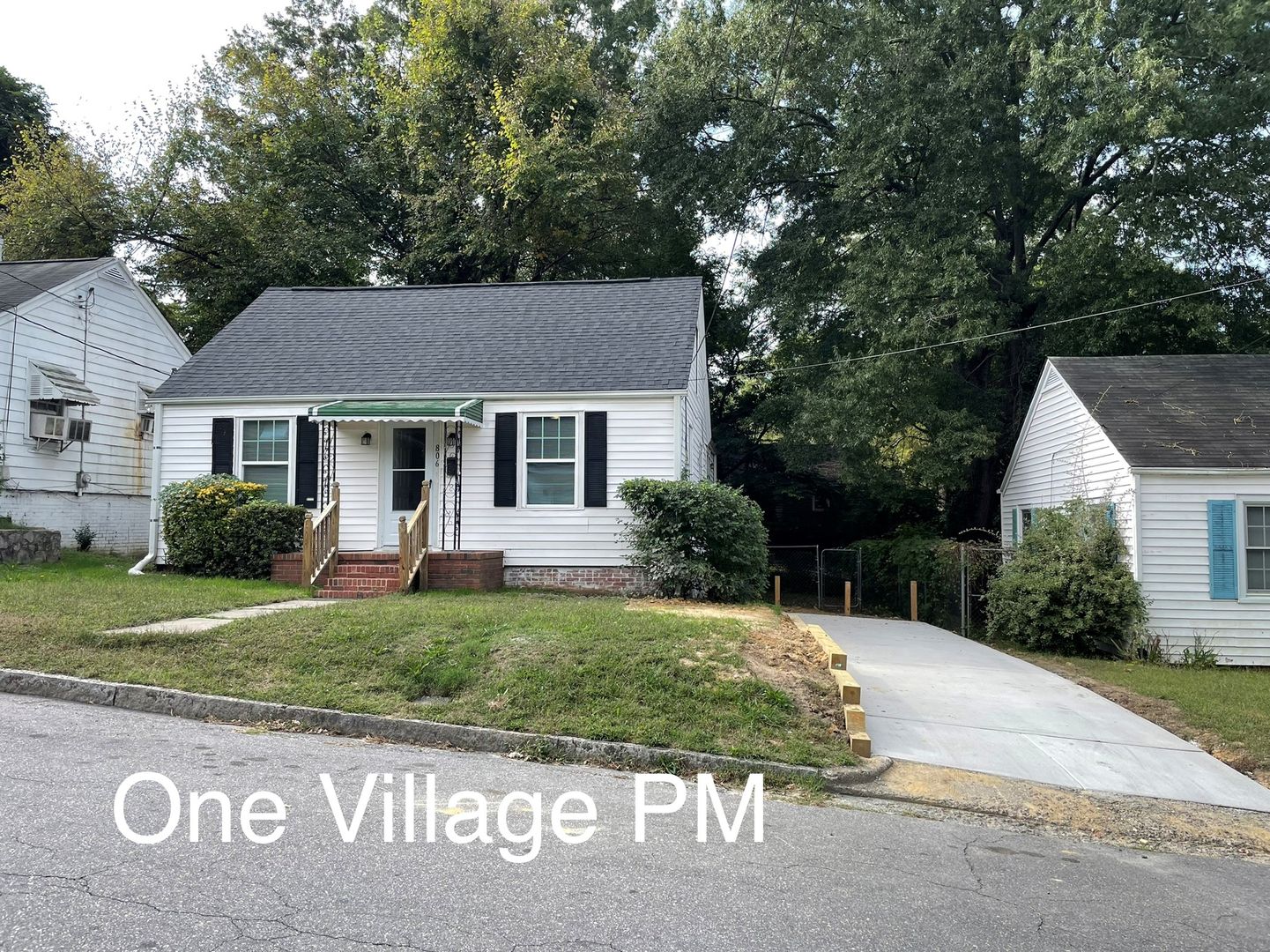 Durham House: 806 Massey Ave