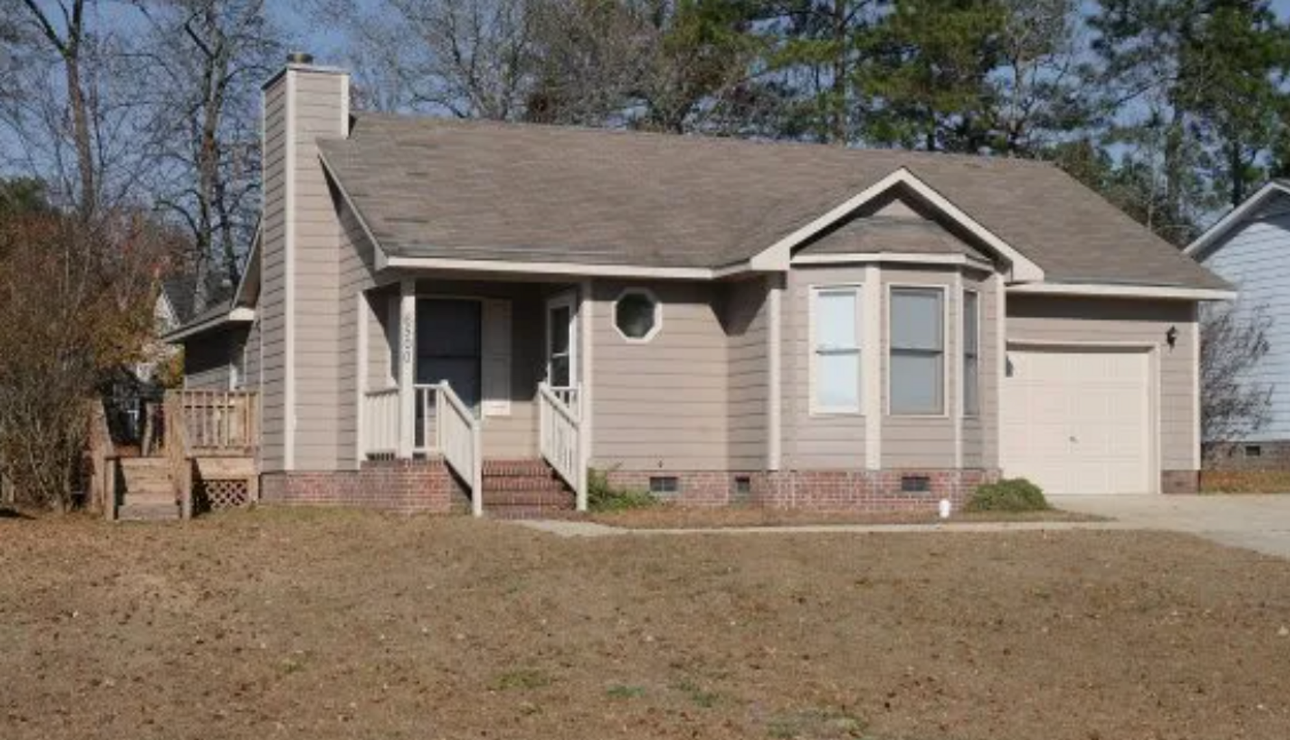 Fayetteville House: 6500 Applewhite Rd