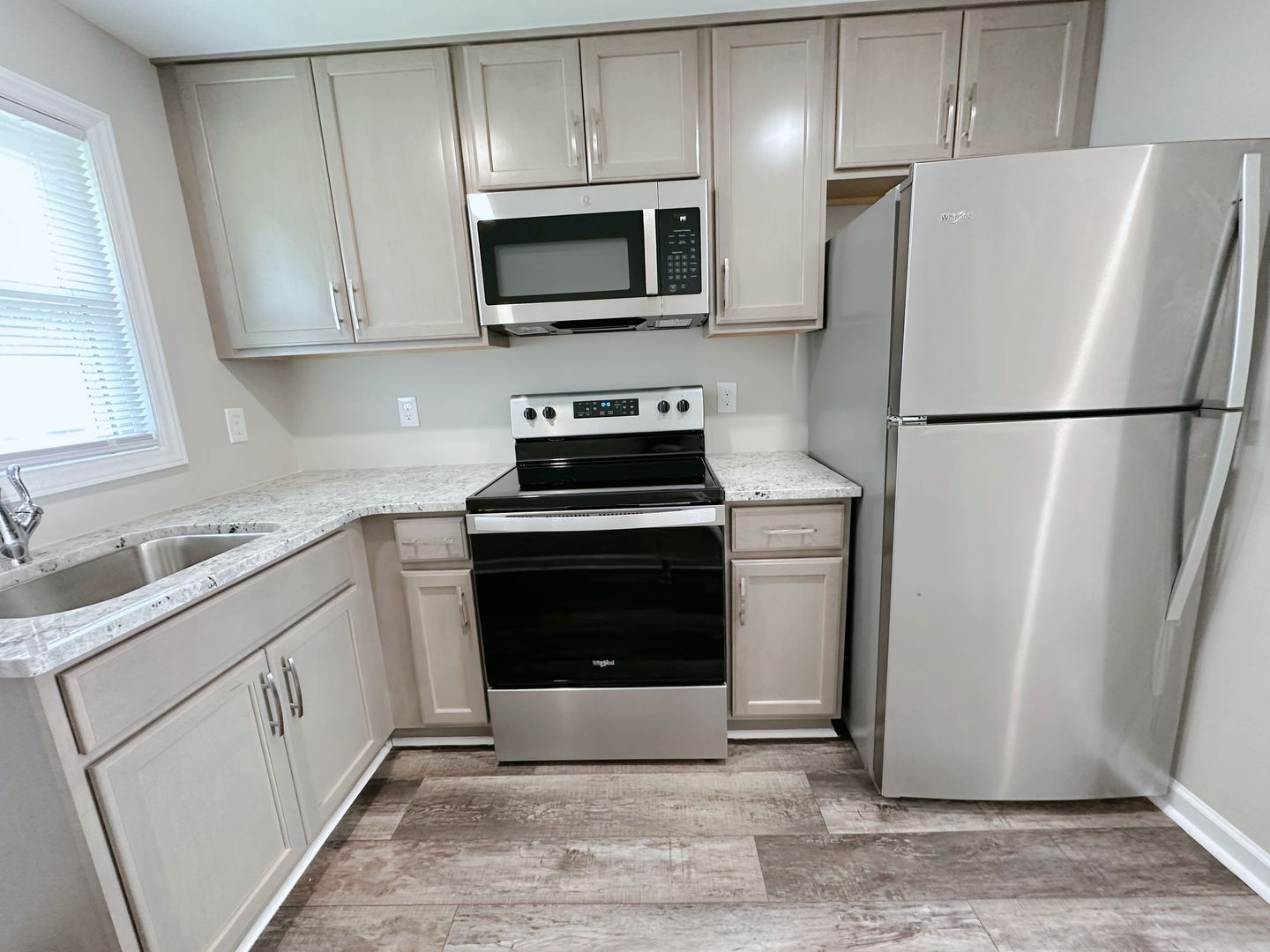 Durham Apartment: 409 Price Ave - 409 Price Ave Apt A