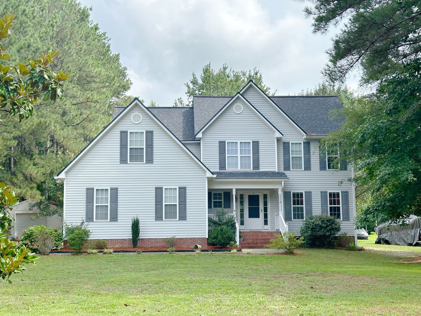 Smithfield House: 113 Rustic Ln