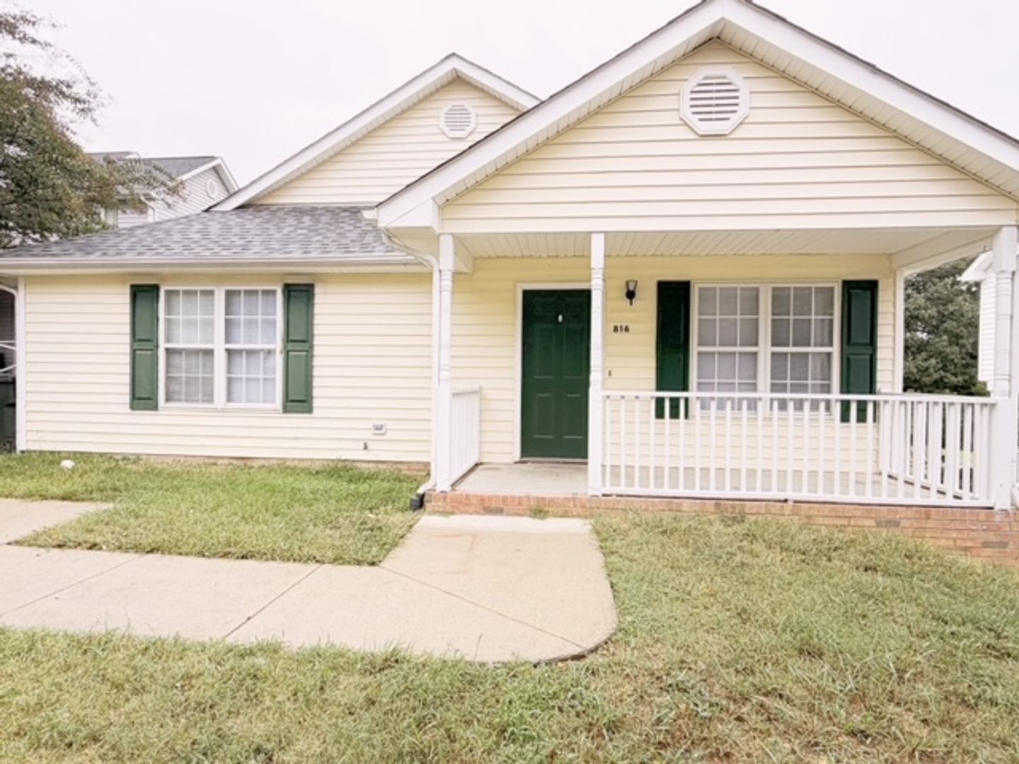 Raleigh House: 816 Elkhart Dr