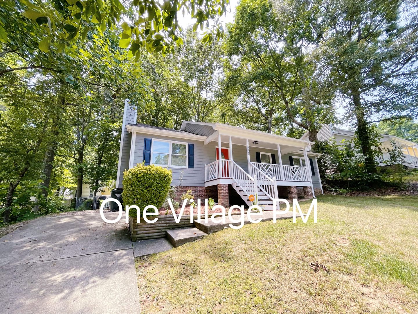 Durham House: 3322 Nantuckett Ave