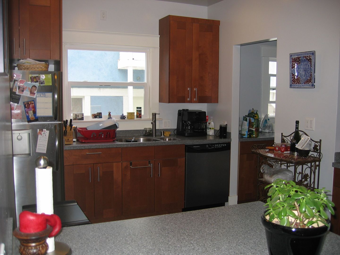 Los Angeles Apartment: 1818 Santa Ynez Street