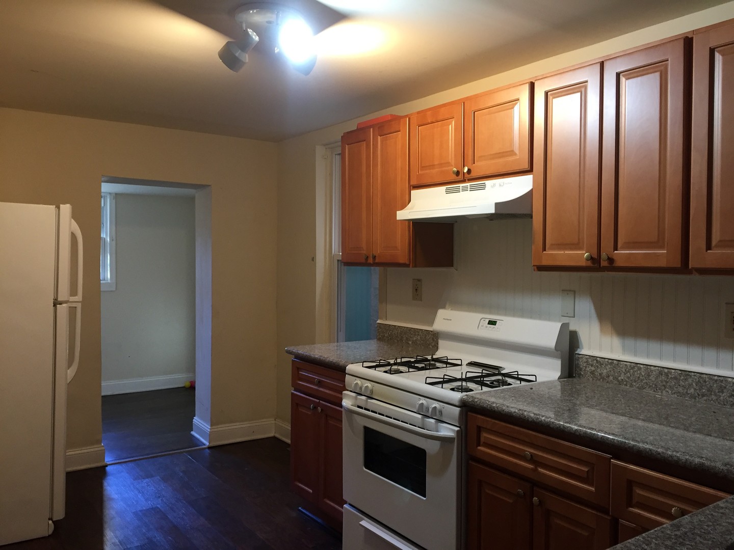 Trenton House: 707 Beatty St