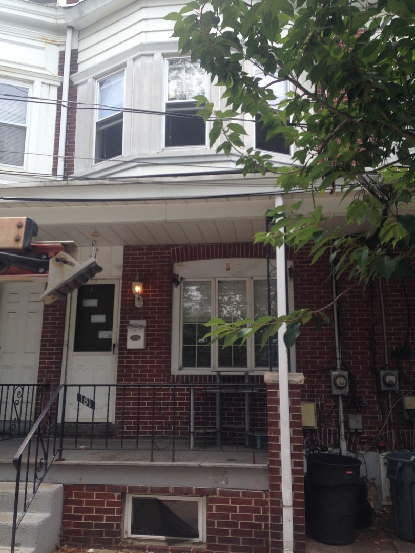 Trenton House: 181 Anderson St.