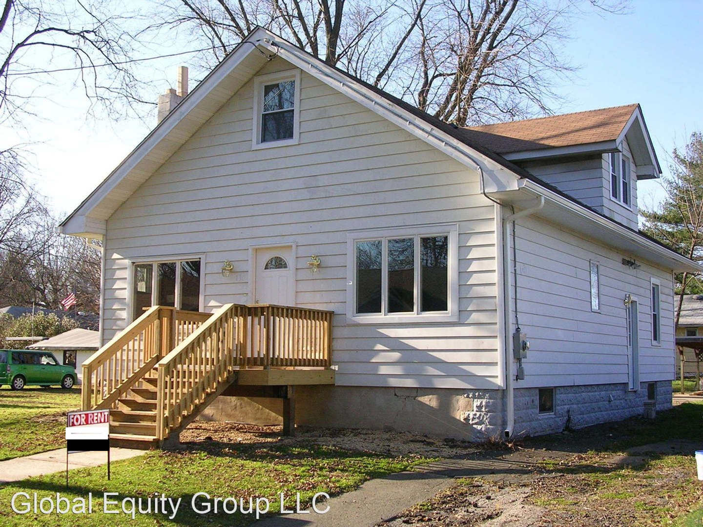 Ewing House: 130 Hawthorne