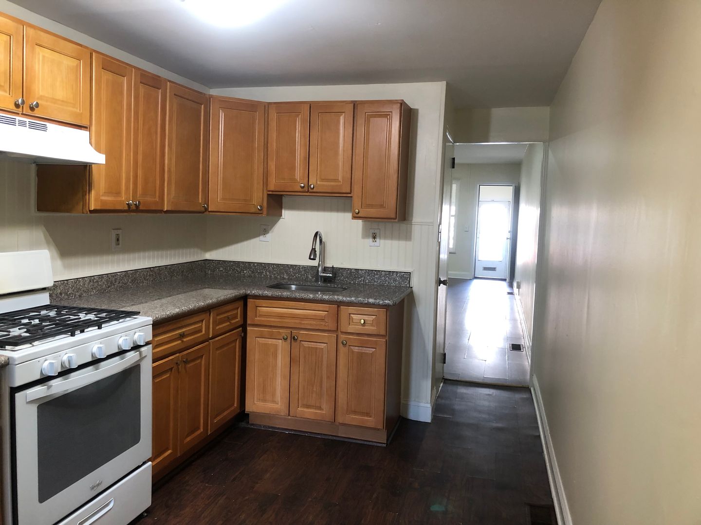 Trenton House: 707 Beatty St