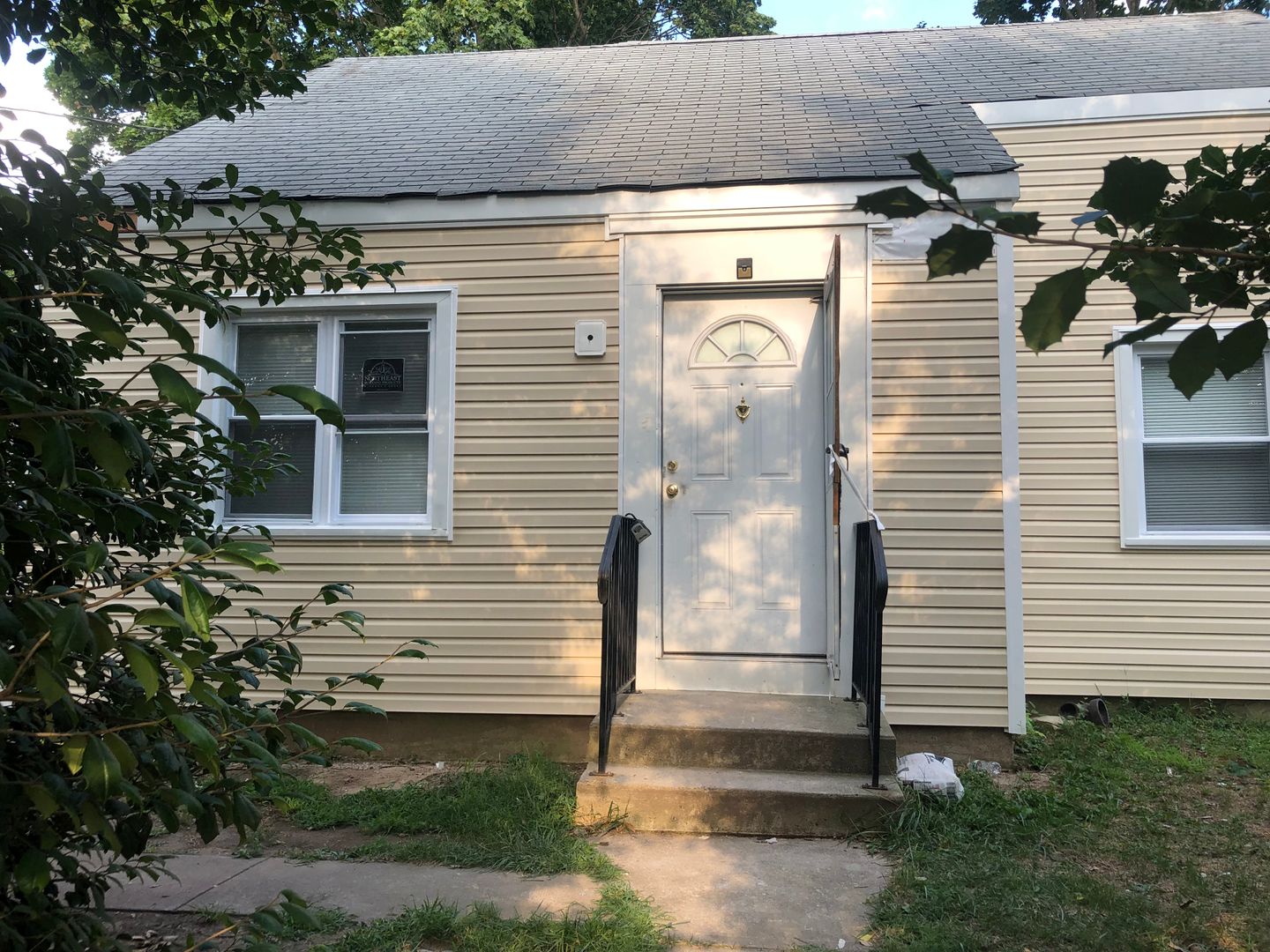 Hamilton House: 13 Runyon Dr