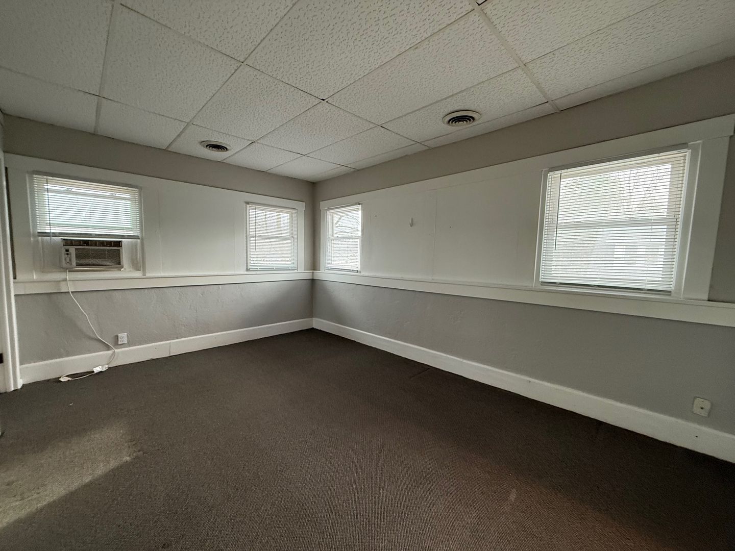 Decatur Apartment: 1441 West Macon Street