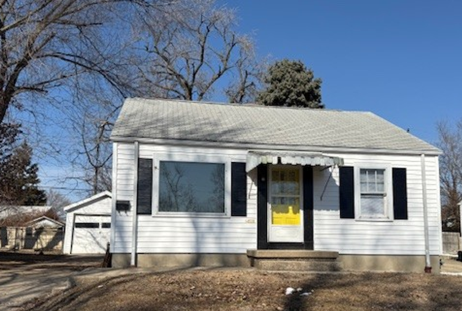 Decatur House: 1408 E. Buena Vista Ave.