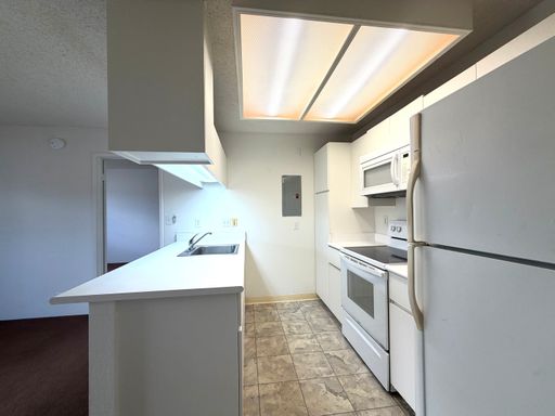 1 Bedroom, 1 Bathroom, 1 Parking (Pulua)