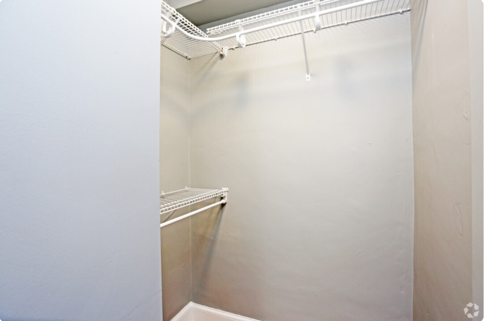 Des Moines Apartment: 511 29th St
