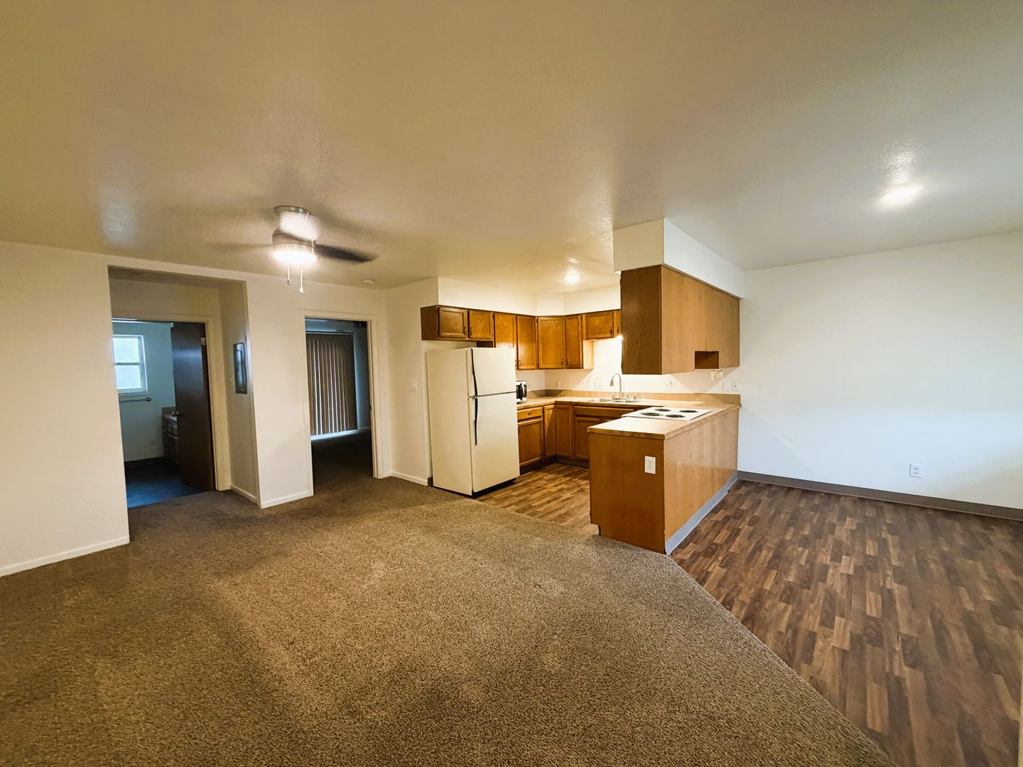 Ontario Apartment: 188 SE 4th St