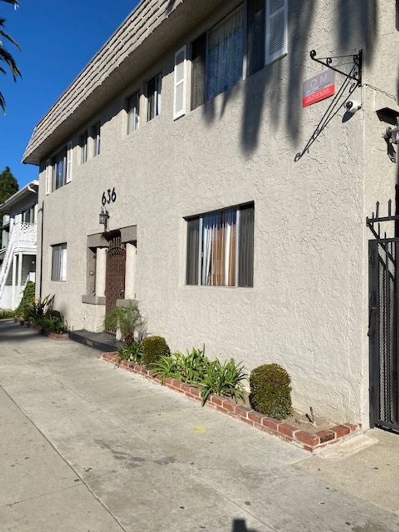 Long Beach Apartment: 636 Lime Avenue