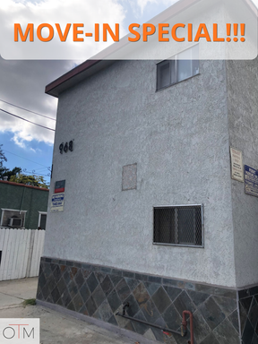 1/2 Off first month's Rent Lower 1 Bedroom, 1 Bath in Downtown Long Beach! – photo 1