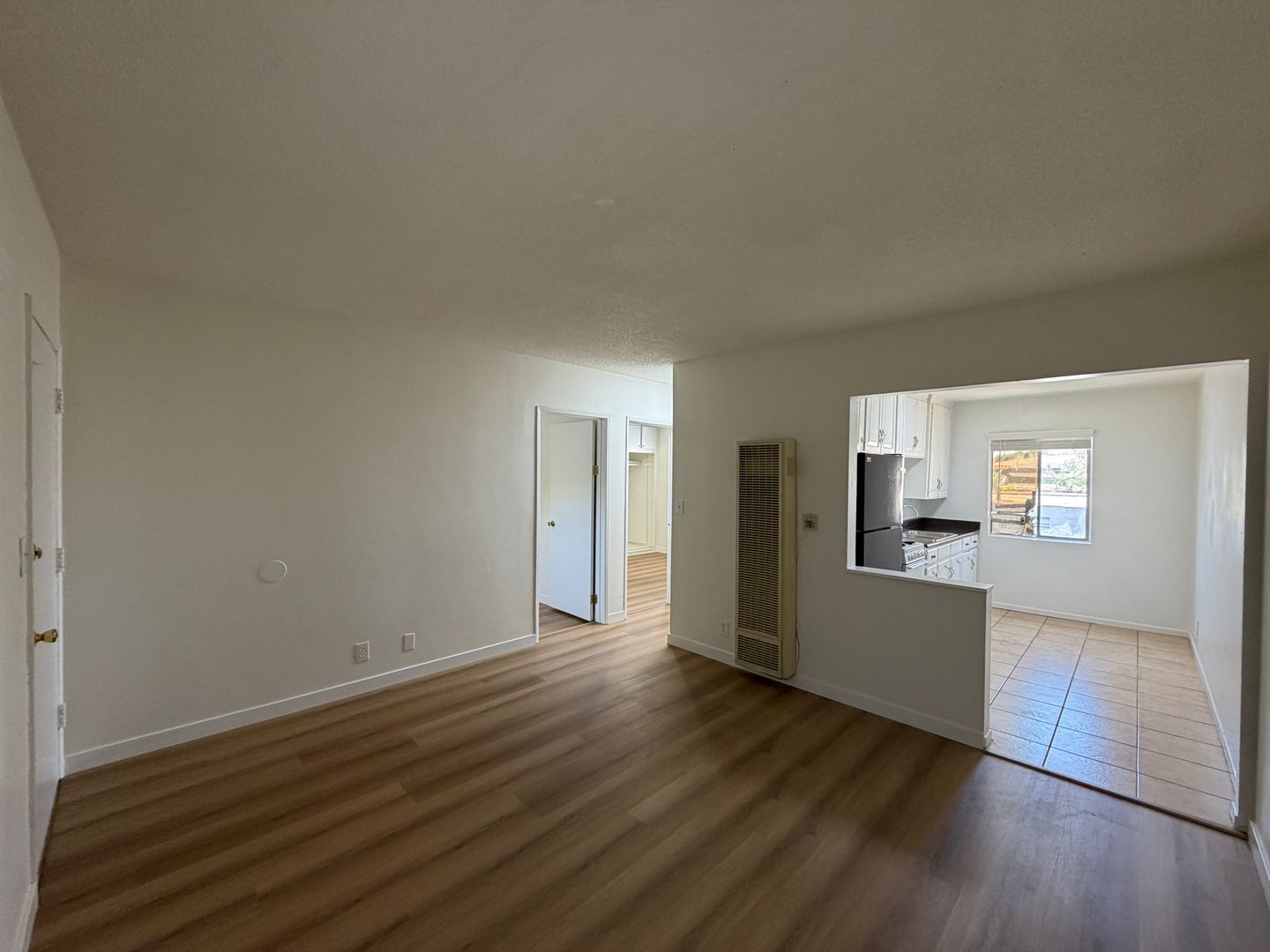 Long Beach Apartment: 241 E. South Street