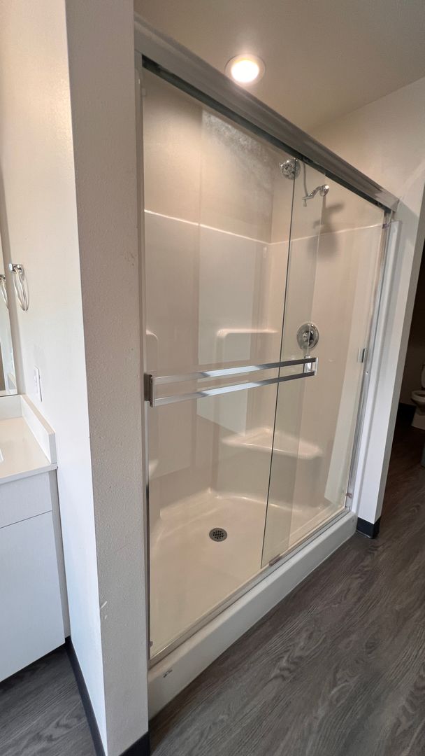 Cheney Apartment: 841 Greenfield Dr