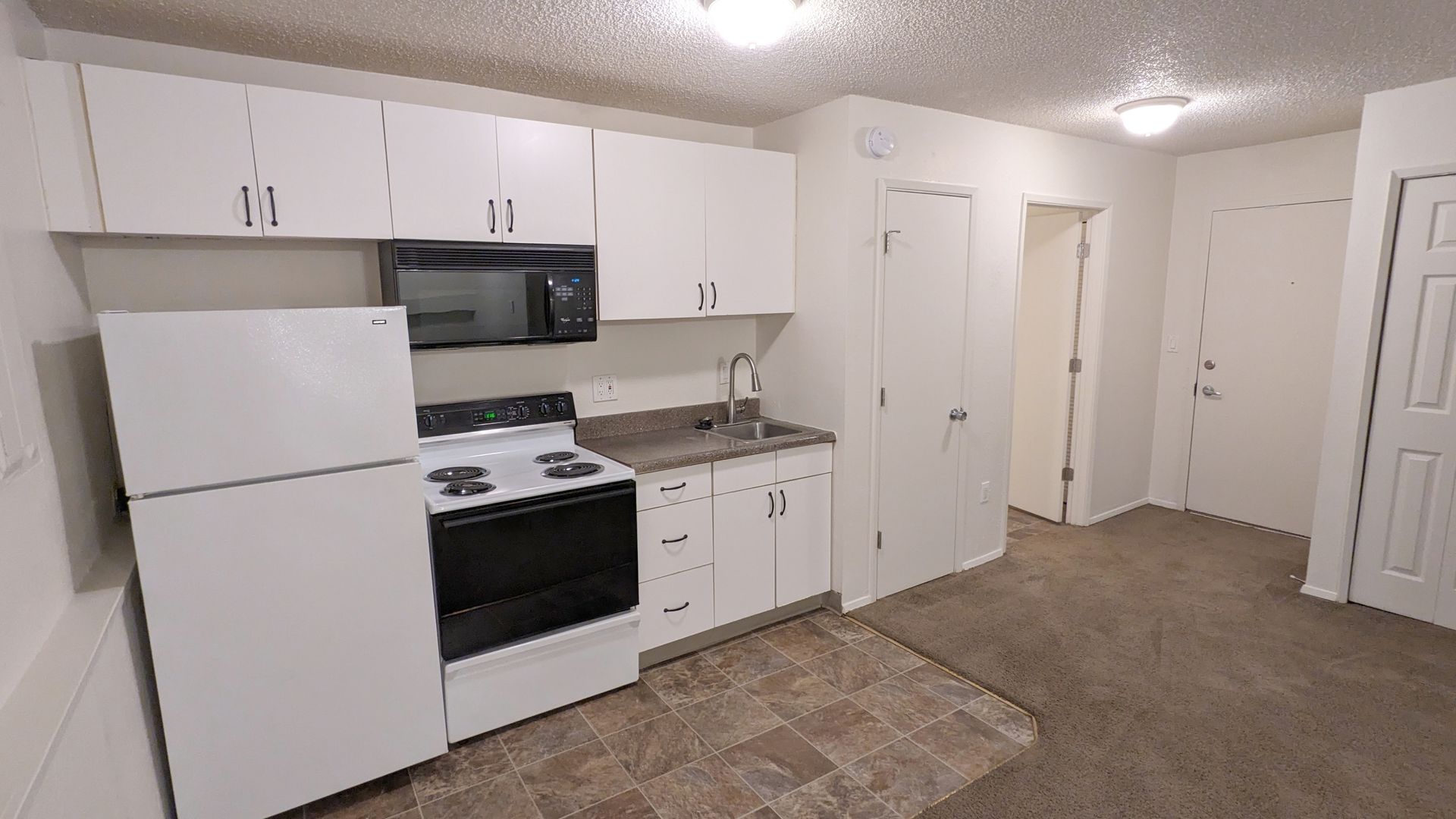 Portland Apartment: 10 S Porter street