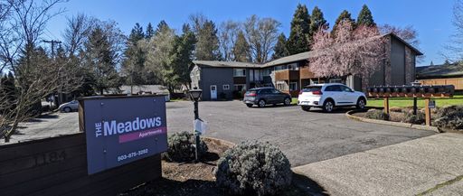 The Meadows | Ground Floor 1 bed/ 1 Bath in great Hillsboro location! | Move in Late SEPT! – photo 1