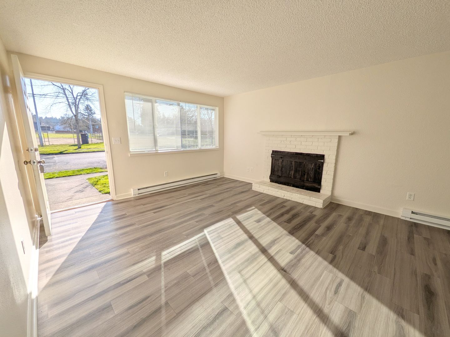 Portland Apartment: 4045-4085 North Alaska Street