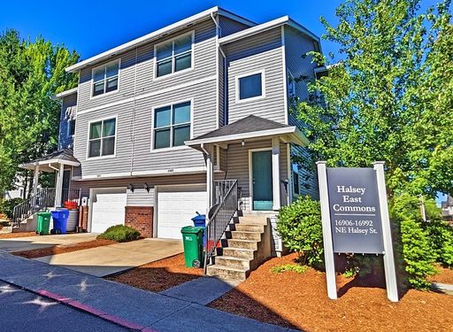 Halsey East Townhomes | 3Bed/2.5Bath with attached Garage, Gas Fireplace & W/D Included! | Move Early OCT! – photo 1