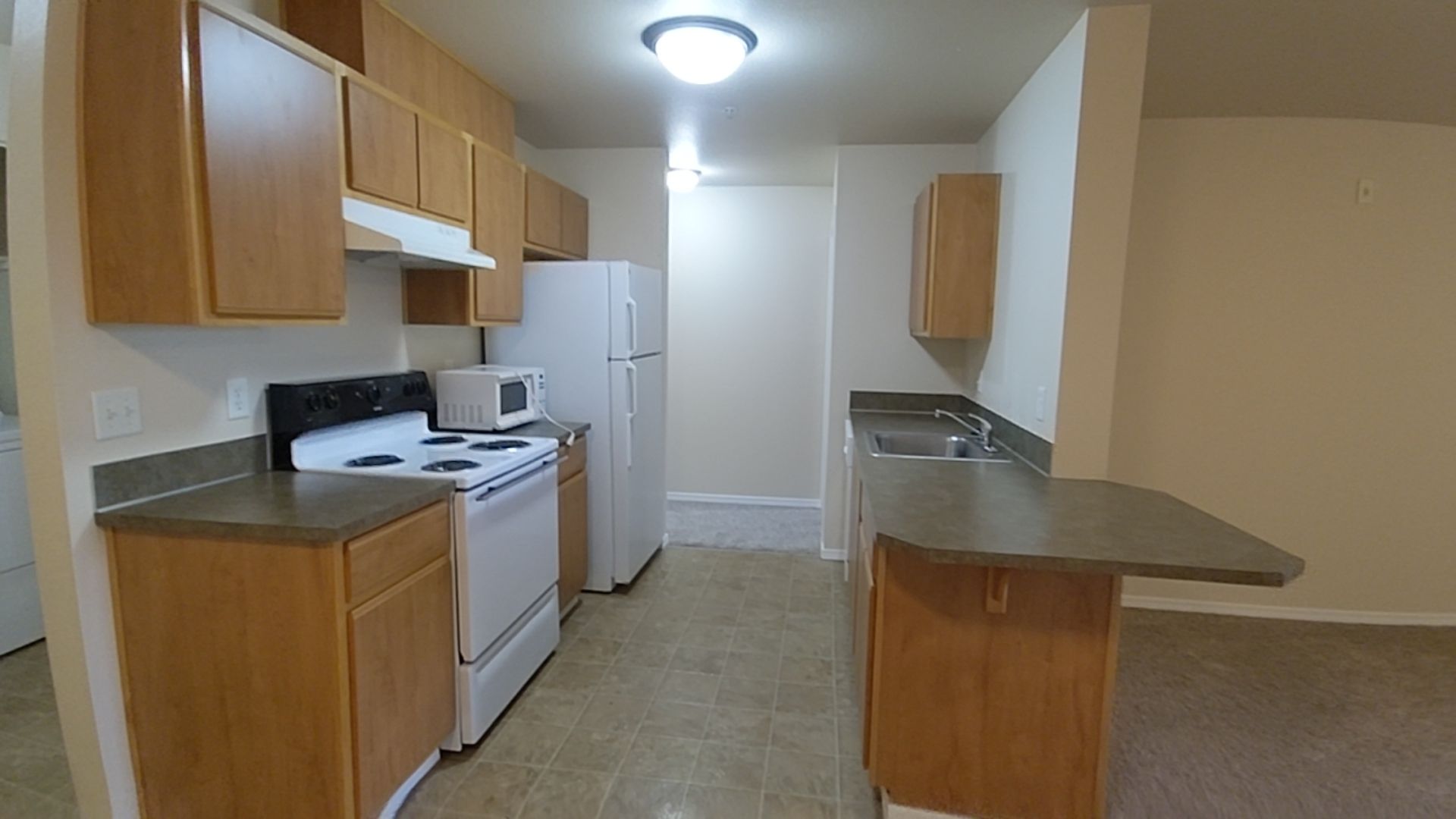 Salem Apartment: 4420-4455 Seaton Lane NE