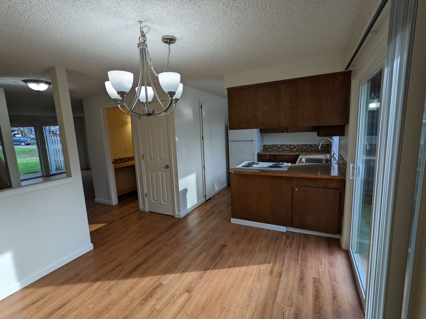 Beaverton Multiplex: 4450 SW Stoddard Drive