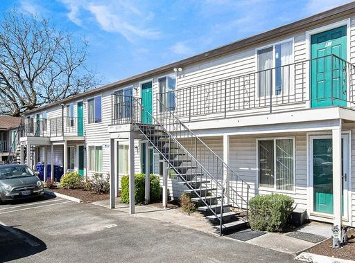 Chelsea Manor | Bright & Cozy 1-Bedroom – Move-In Ready | APPLY TODAY! – photo 1