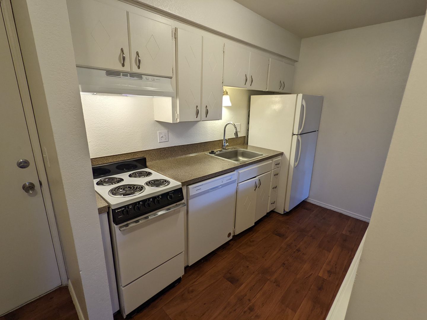 Beaverton Apartment: 6320 SW Lombard Ave
