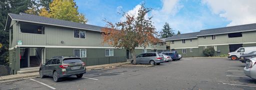 Ford Street Court | 1 Bed/1Bath with Washer/Dryer hookups | Move in Early SEPT!