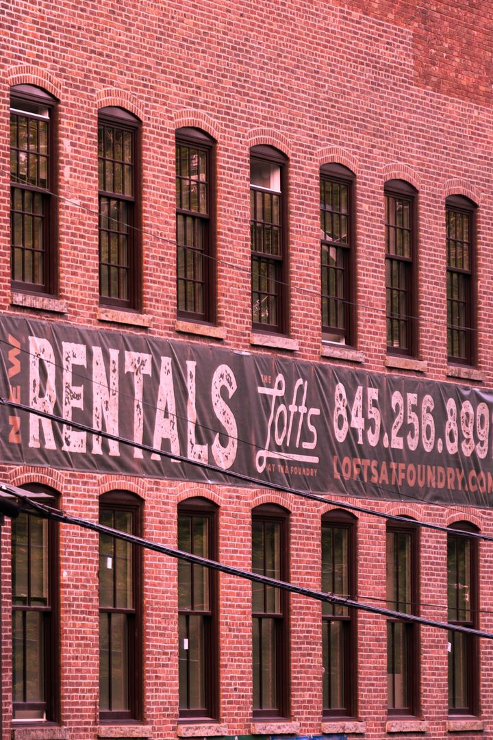 Newburgh Apartment: 43 Edward St