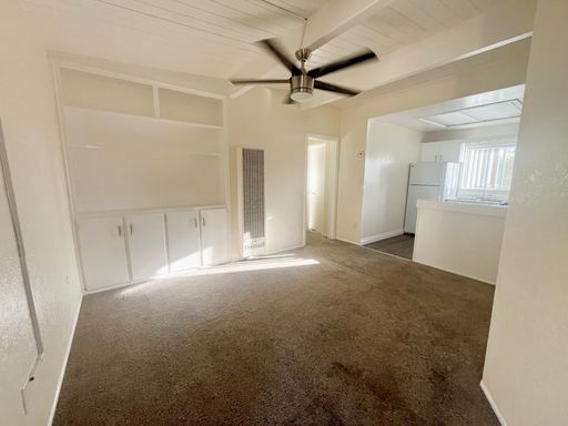 Spacious 2 Bed 1 Bathroom with Parking, On-Site Laundry and Some Utilities Included! – photo 1