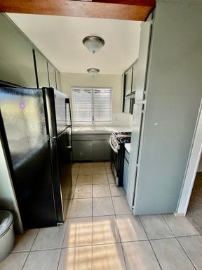 Quiet 1be/1bath in the heart of City Heights – photo 1
