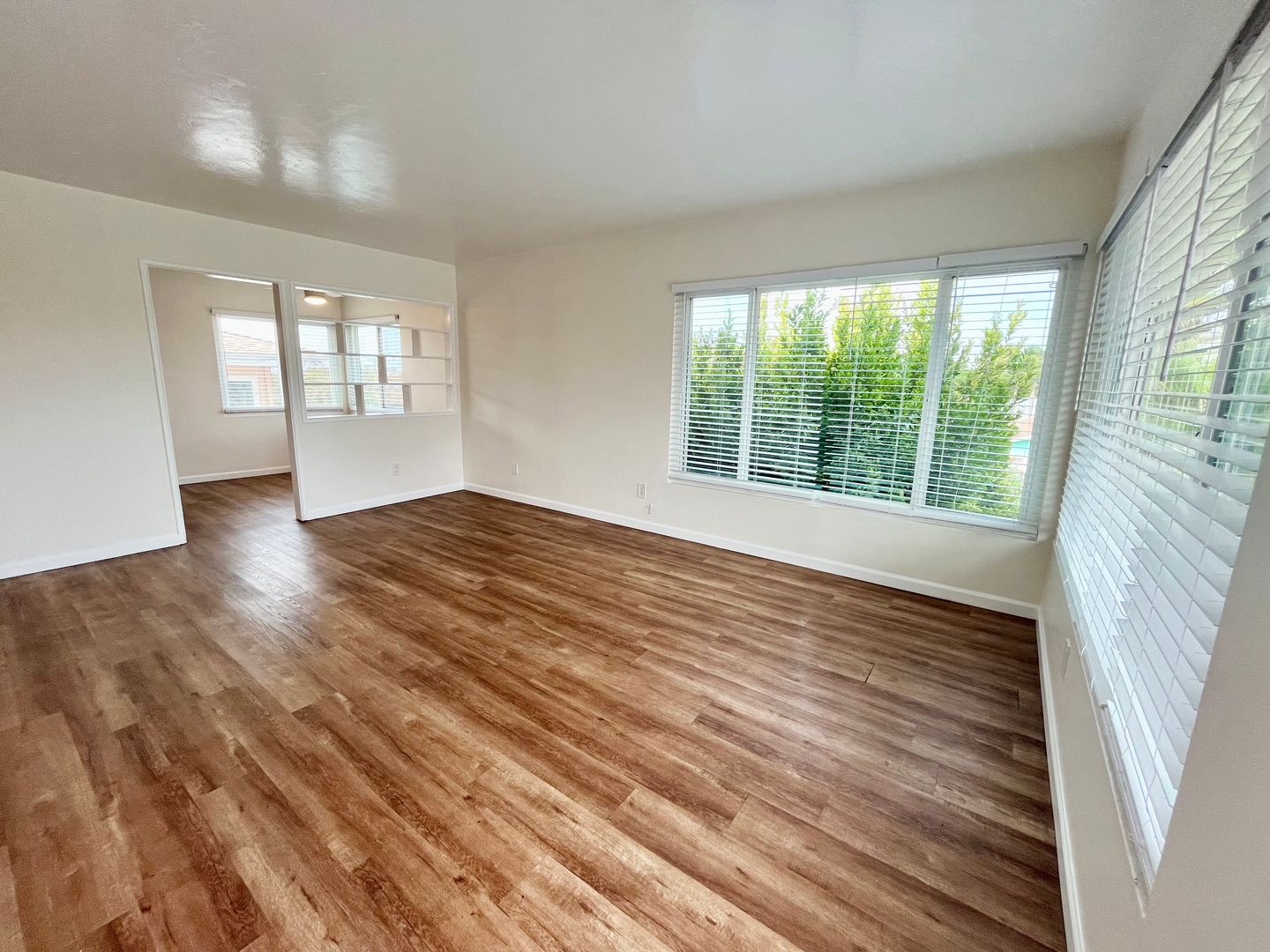 San Diego Apartment: 4657-4685 Muir Avenue