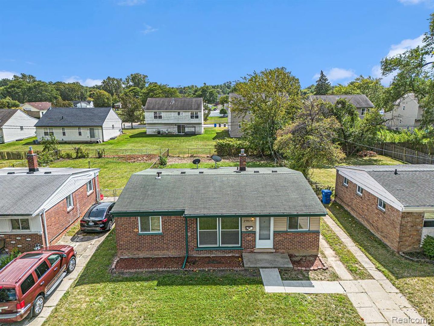 Inkster House: 29119 York