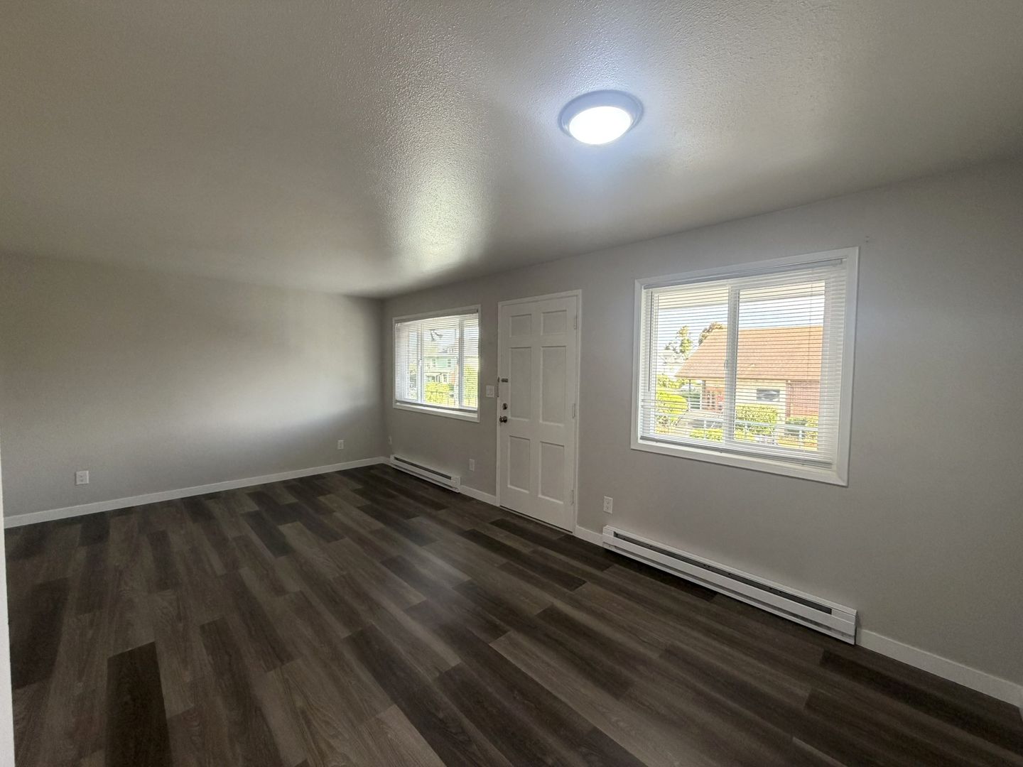 Everett Apartment: 2501 Rucker Ave