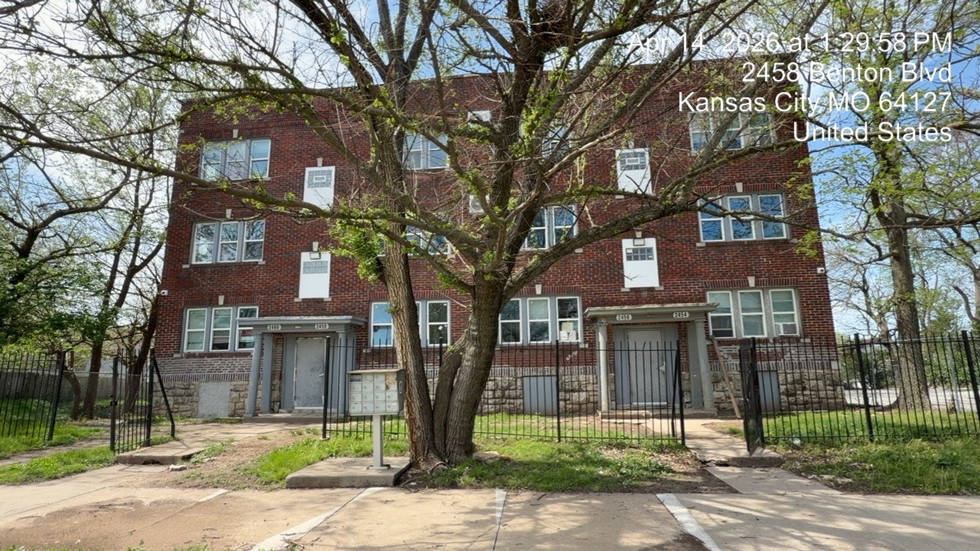 Kansas City Apartment: 2454 Benton Blvd