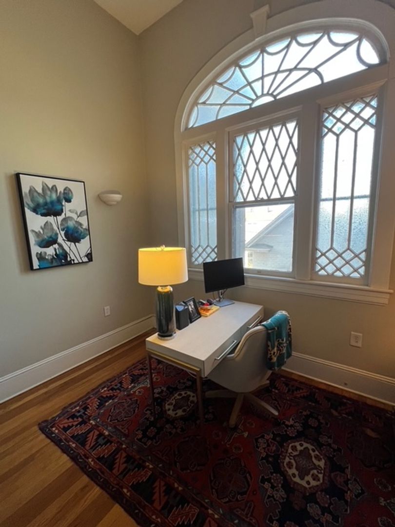 Roanoke Apartment: 1525 Memorial Ave