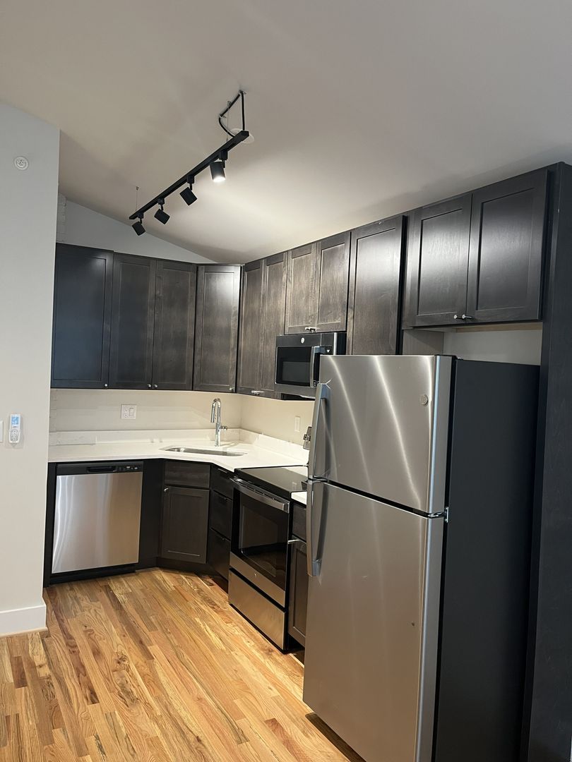 Lynchburg Apartment: 1217 Church Street