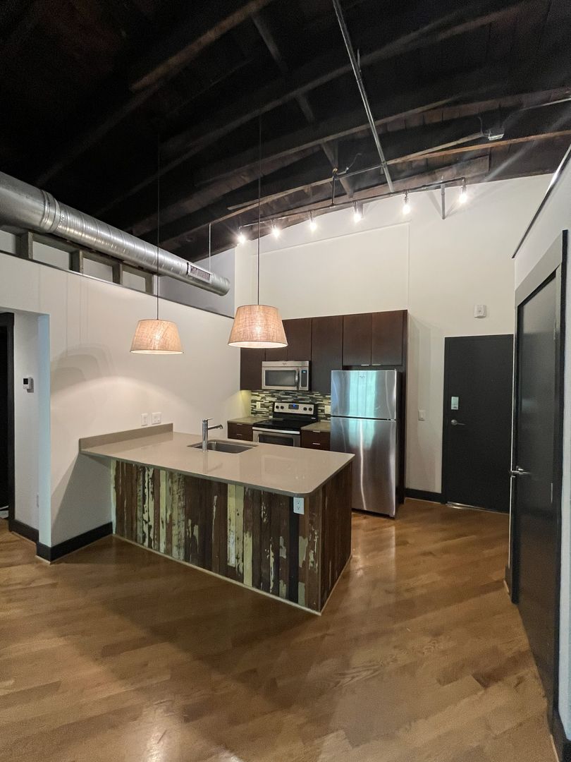 Lynchburg Apartment: 320 12th St.