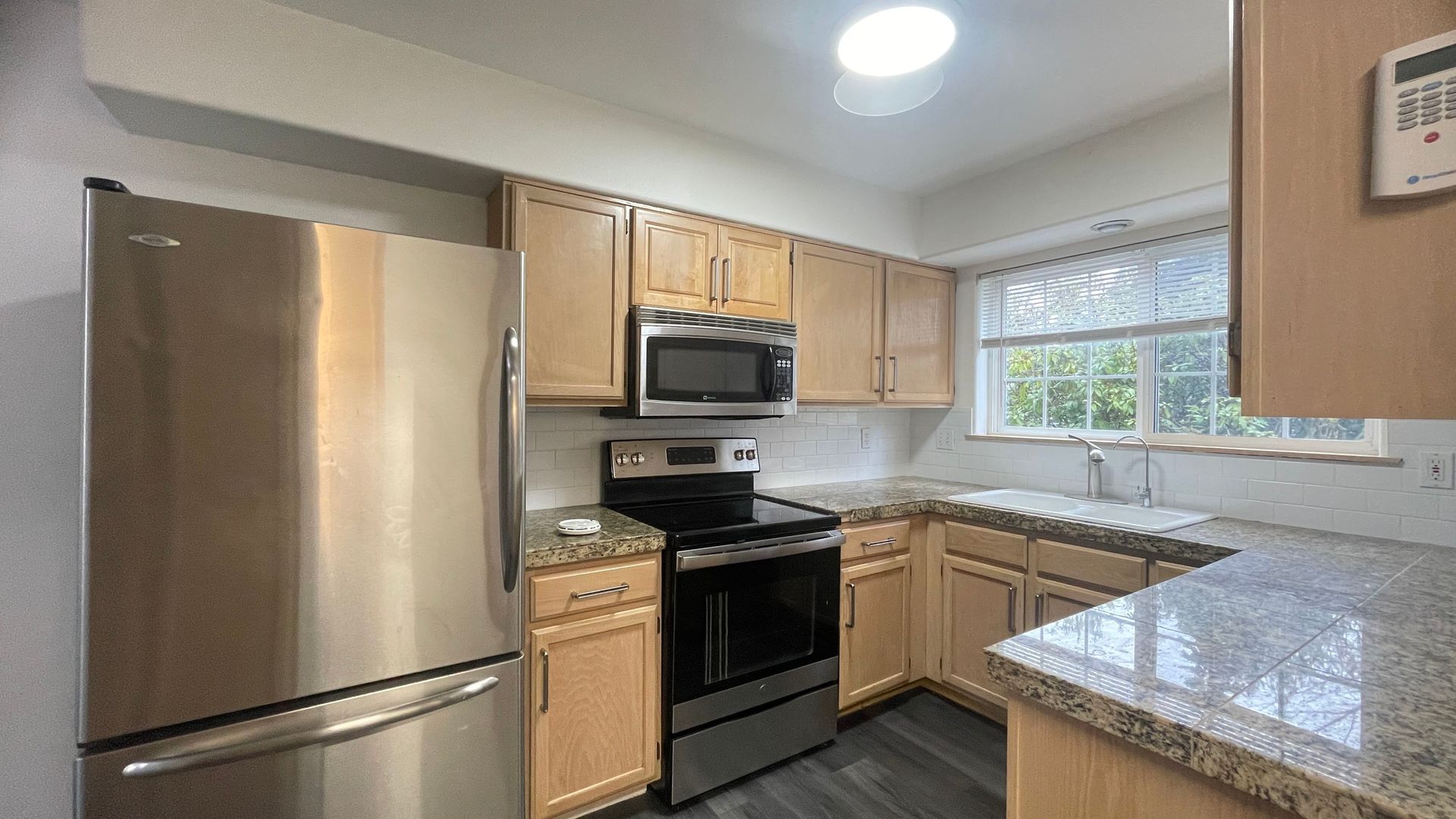 Bothell House: 19324 22nd Ave SE#4