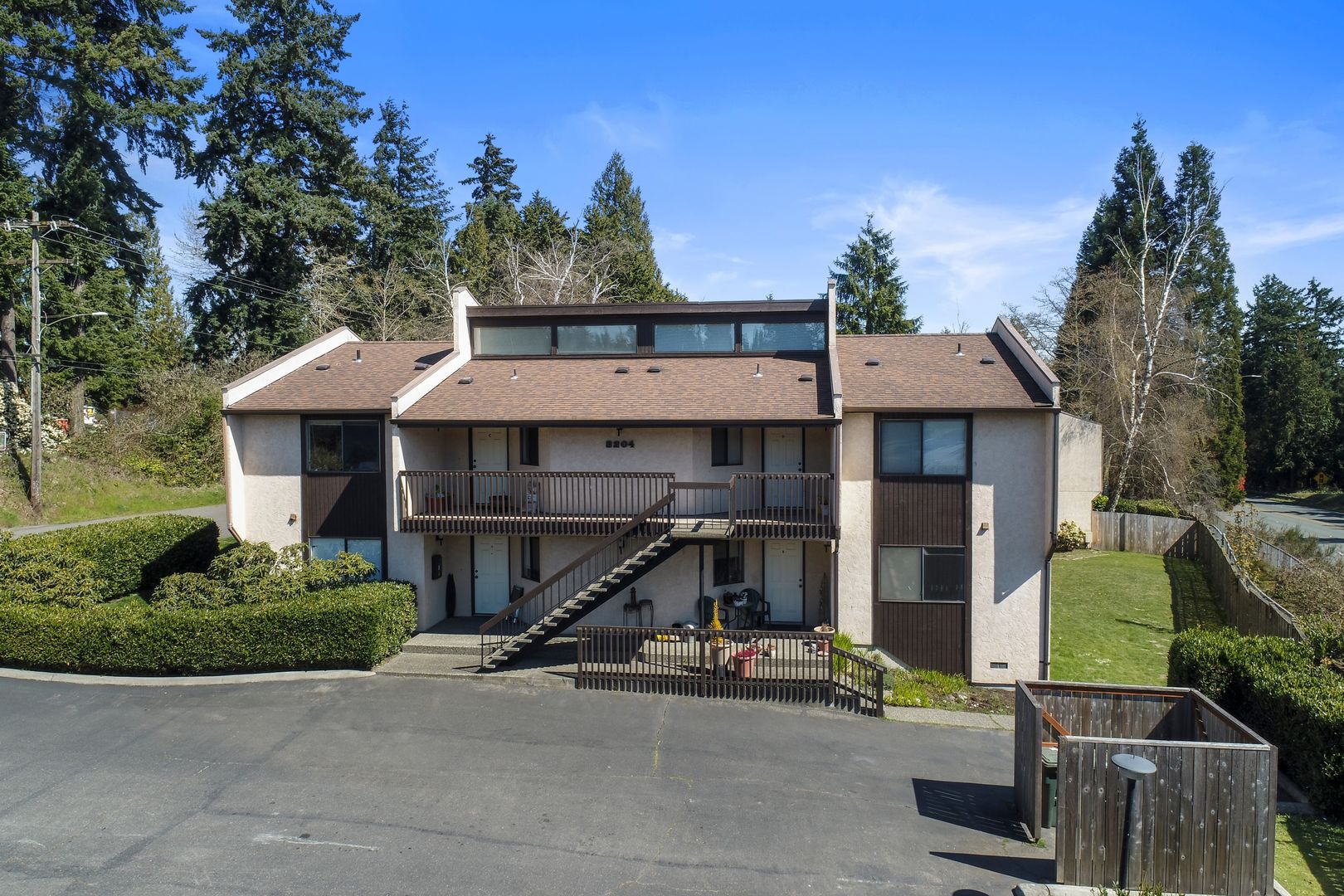 Edmonds Apartment: 8204 242nd Street Southwest