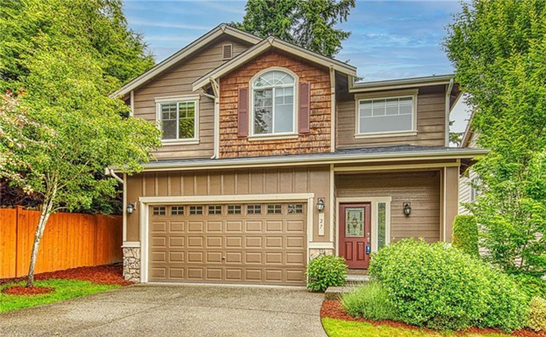 Bothell House: 27 161st Pl SE