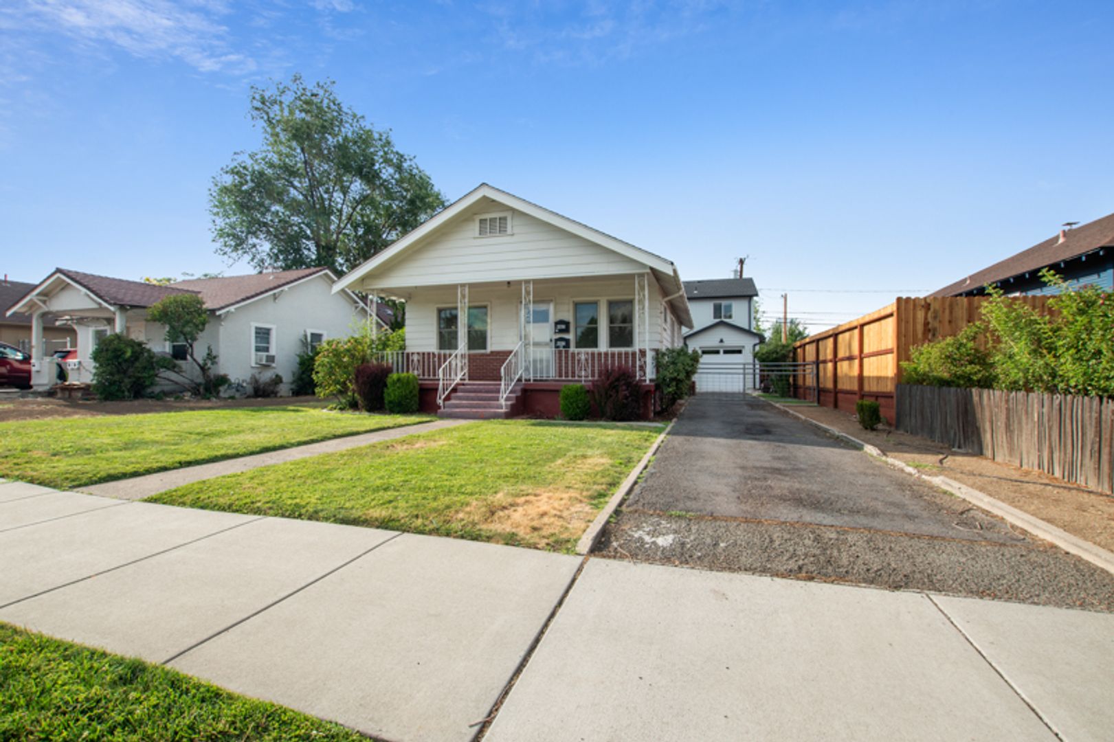Reno House: 487  E. 9th Street