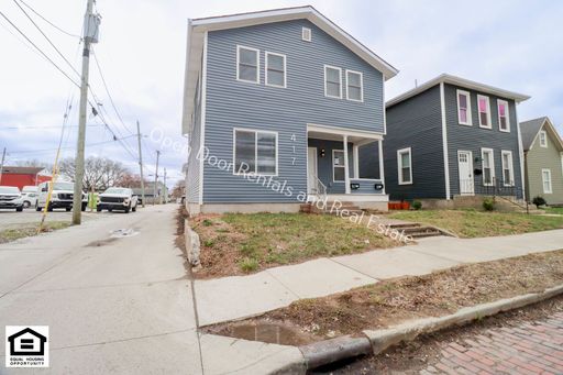 3 bedroom now available *** MOVE RENT SPECIAL $500 OFF FIRST MONTH'S RENT!!*** – photo 1