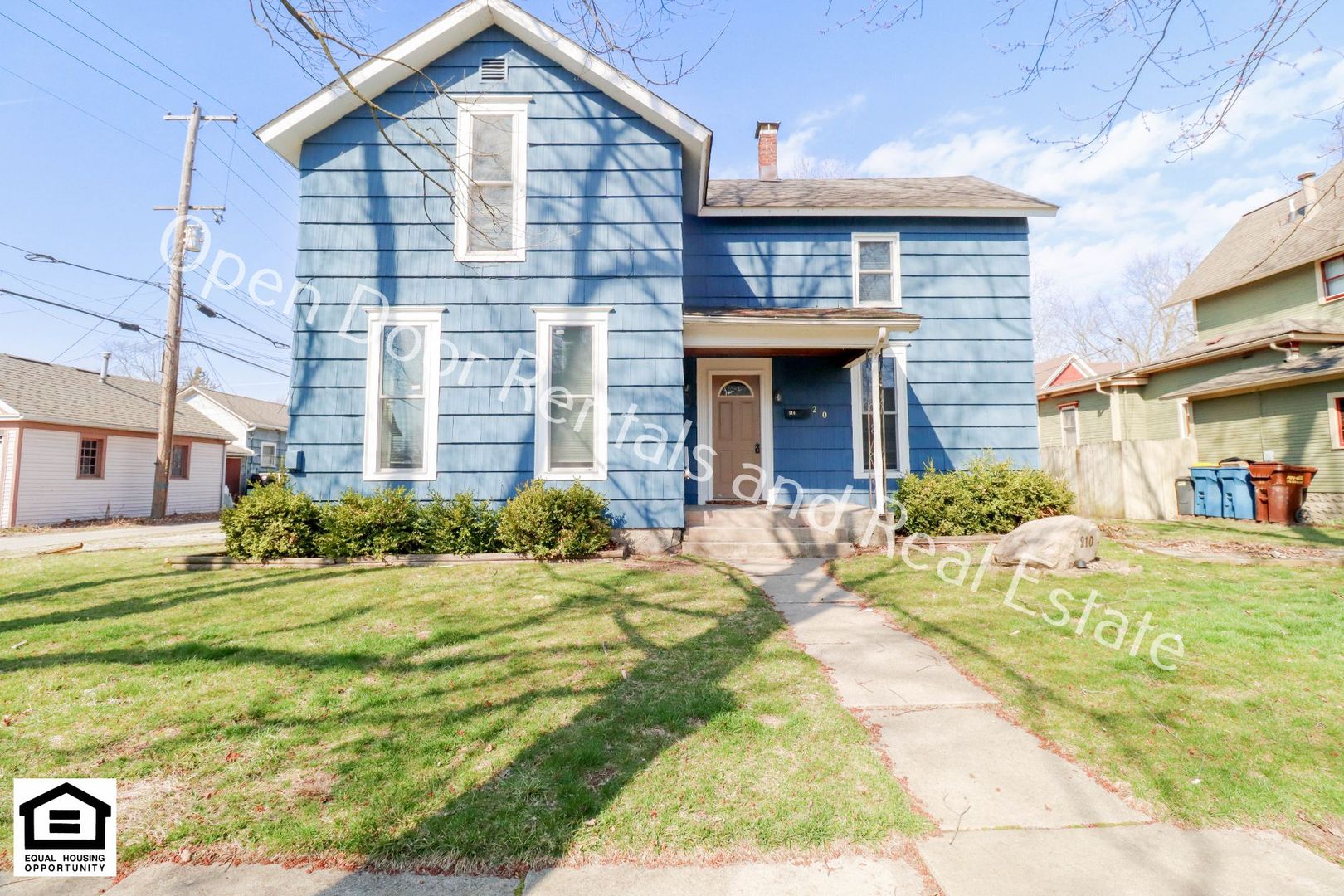 Auburn Apartment: 210 W 4th St